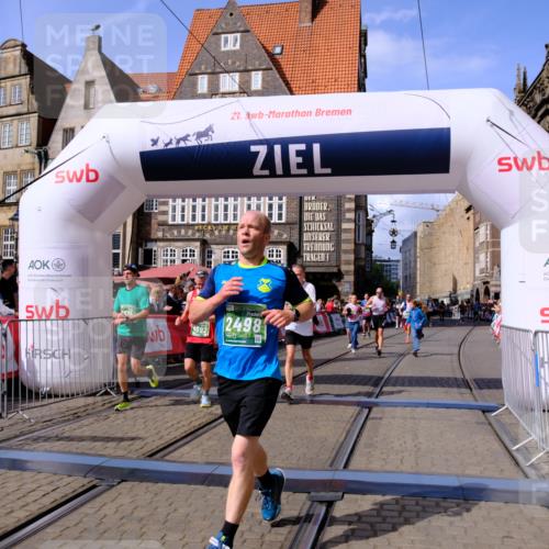 13.09.2026 - 21. swb-Marathon Bremen Tim E. http://msf.ph/oto/10377748 13.09.2026 13:13:29 Ziel 280, 313, 621, 868, 987, 1207, 2130, 2498, 2962, 3566, 3625, 4582, 5345, 5769, 6038, 6349, 6394, 7874, 8197, 8291, 8419, 8464, 9092, 9217 meine-sportfotos.de