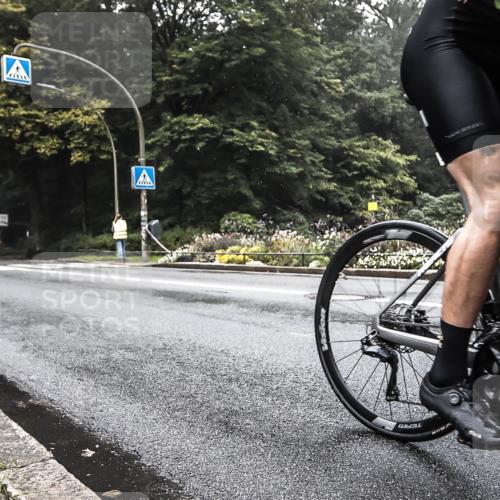 13.09.2026 - Stadtparktriathlon H.Heesch http://msf.ph/oto/10377779 13.09.2026 09:48:56 Radfahren 338 meine-sportfotos.de