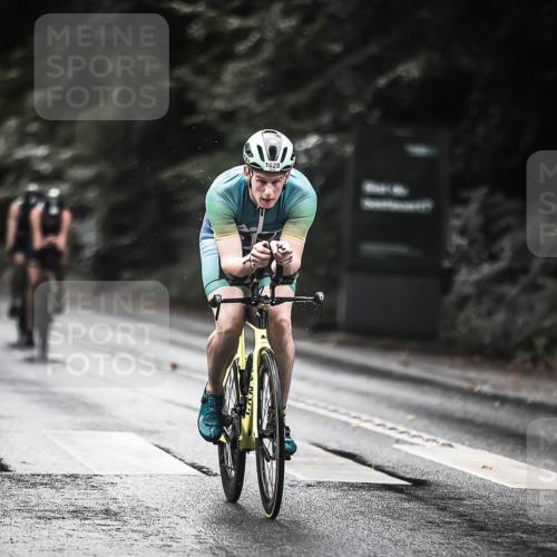 13.09.2026 - Stadtparktriathlon H.Heesch http://msf.ph/oto/10377785 13.09.2026 12:20:04 Radfahren 880, 955, 985, 1024, 1028, 1047, 1056, 1067, 1087, 1138, 1149, 1157, 1187 meine-sportfotos.de