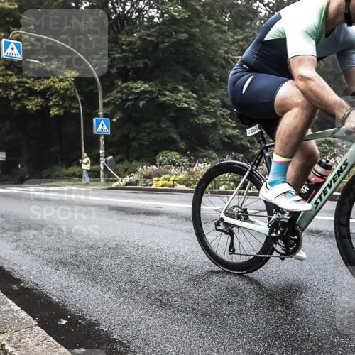 13.09.2026 - Stadtparktriathlon H.Heesch http://msf.ph/oto/10377790 13.09.2026 09:49:23 Radfahren 260 meine-sportfotos.de