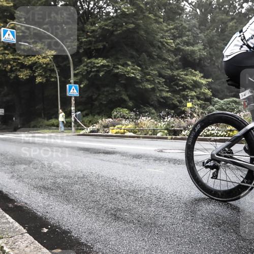 13.09.2026 - Stadtparktriathlon H.Heesch http://msf.ph/oto/10377796 13.09.2026 09:49:44 Radfahren 151, 340 meine-sportfotos.de