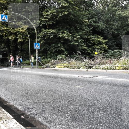 13.09.2026 - Stadtparktriathlon H.Heesch http://msf.ph/oto/10377801 13.09.2026 10:45:51 Radfahren 406, 429, 487, 543, 550 meine-sportfotos.de