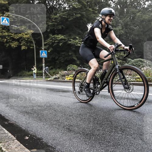 13.09.2026 - Stadtparktriathlon H.Heesch http://msf.ph/oto/10377815 13.09.2026 09:50:17 Radfahren 314, 321 meine-sportfotos.de