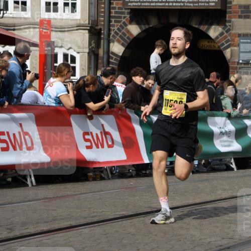 13.09.2026 - 21. swb-Marathon Bremen Strokosch-Dieckow http://msf.ph/oto/10377834 13.09.2026 11:03:37 Ziel 10092, 10150, 10187, 10195, 10237, 10309, 10528, 10531, 10598, 10724, 10727, 10904, 10959, 11070, 11493, 11598, 11676, 11773, 11830, 11836, 12068, 12184, 12185, 12214, 12611, 10090, 10091, 10152, 10327, 10357, 10429, 10569, 10796, 10918, 10950, 11325, 11451, 11595, 11868, 11967, 12074 meine-sportfotos.de