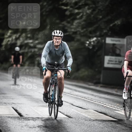 13.09.2026 - Stadtparktriathlon H.Heesch http://msf.ph/oto/10377857 13.09.2026 12:20:11 Radfahren 844, 938, 949, 1004, 1024, 1051, 1056, 1087, 1120, 1149, 1187 meine-sportfotos.de