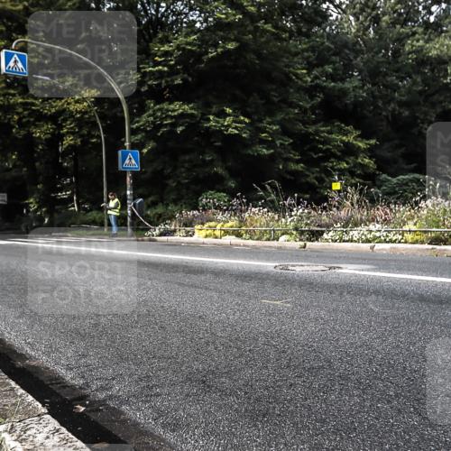 13.09.2026 - Stadtparktriathlon H.Heesch http://msf.ph/oto/10377882 13.09.2026 10:46:05 Radfahren 361, 566, 571 meine-sportfotos.de