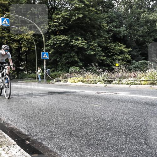13.09.2026 - Stadtparktriathlon H.Heesch http://msf.ph/oto/10377903 13.09.2026 10:46:08 Radfahren 361, 566, 571 meine-sportfotos.de