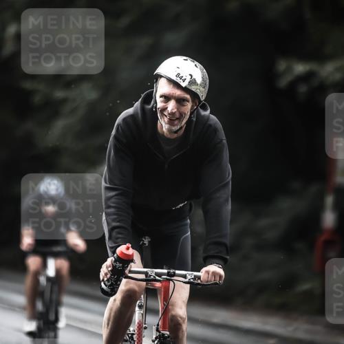 13.09.2026 - Stadtparktriathlon H.Heesch http://msf.ph/oto/10377925 13.09.2026 12:20:16 Radfahren 844, 938, 949, 1004, 1051, 1088, 1120, 1123, 1128 meine-sportfotos.de