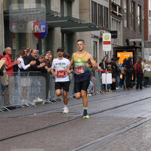 13.09.2026 - 21. swb-Marathon Bremen Strokosch-Dieckow http://msf.ph/oto/10377950 13.09.2026 12:36:00 Ziel 245, 1238, 1670 meine-sportfotos.de