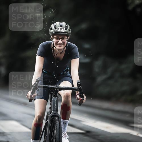 13.09.2026 - Stadtparktriathlon H.Heesch http://msf.ph/oto/10377954 13.09.2026 12:20:20 Radfahren 844, 949, 1004, 1051, 1088, 1123, 1128, 1164 meine-sportfotos.de