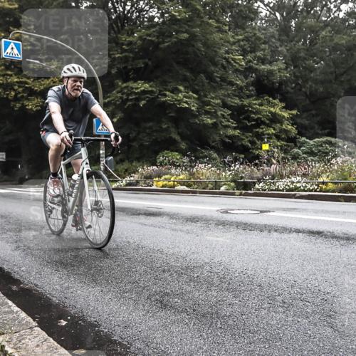 13.09.2026 - Stadtparktriathlon H.Heesch http://msf.ph/oto/10377982 13.09.2026 09:52:38 Radfahren 241, 331 meine-sportfotos.de