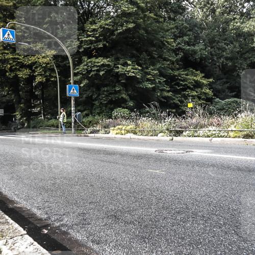 13.09.2026 - Stadtparktriathlon H.Heesch http://msf.ph/oto/10377991 13.09.2026 10:46:18 Radfahren 377, 381, 420, 464 meine-sportfotos.de