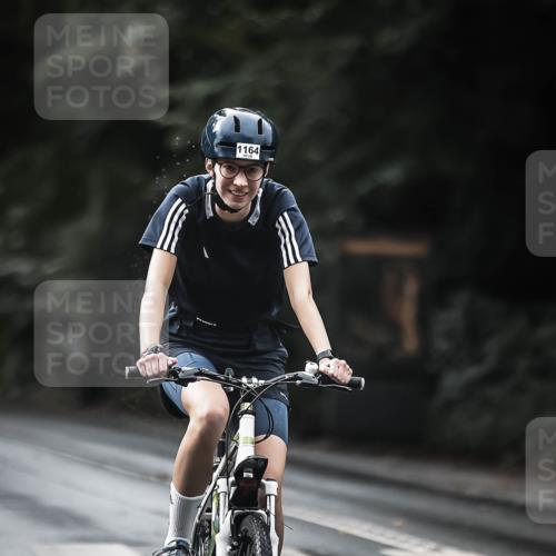 13.09.2026 - Stadtparktriathlon H.Heesch http://msf.ph/oto/10377999 13.09.2026 12:20:27 Radfahren 1088, 1091, 1164 meine-sportfotos.de