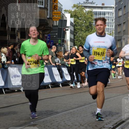 13.09.2026 - 21. swb-Marathon Bremen Strokosch-Dieckow http://msf.ph/oto/10378001 13.09.2026 11:03:41 Ziel 10092, 10150, 10187, 10195, 10237, 10309, 10724, 10904, 10959, 11598, 11773, 11830, 12068, 12184, 12185, 12611, 10152, 10357, 10403, 10429, 10659, 10720, 10796, 10918, 11149, 11325, 11451, 11511, 11868, 11967, 12504 meine-sportfotos.de