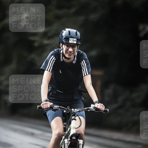 13.09.2026 - Stadtparktriathlon H.Heesch http://msf.ph/oto/10378004 13.09.2026 12:20:27 Radfahren 1088, 1091, 1164 meine-sportfotos.de