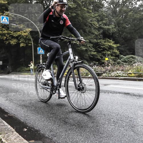 13.09.2026 - Stadtparktriathlon H.Heesch http://msf.ph/oto/10378015 13.09.2026 09:53:07 Radfahren 244, 286 meine-sportfotos.de