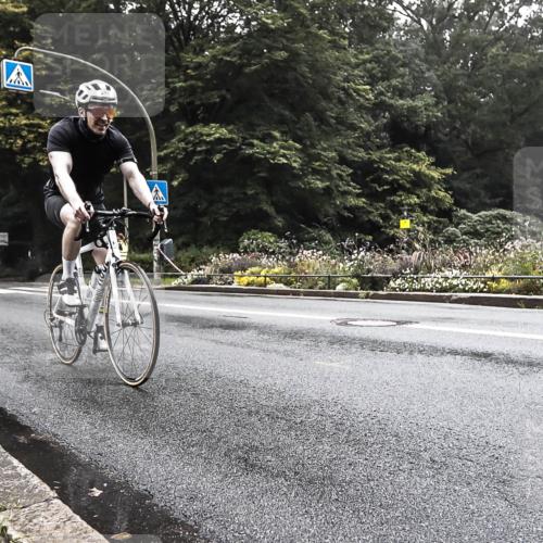 13.09.2026 - Stadtparktriathlon H.Heesch http://msf.ph/oto/10378023 13.09.2026 09:53:08 Radfahren 244, 286 meine-sportfotos.de
