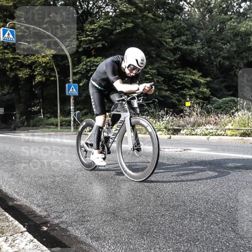 13.09.2026 - Stadtparktriathlon H.Heesch http://msf.ph/oto/10378076 13.09.2026 10:46:29 Radfahren 502 meine-sportfotos.de
