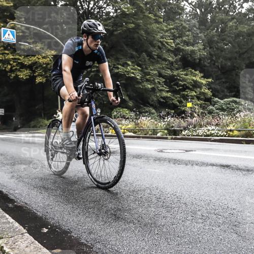 13.09.2026 - Stadtparktriathlon H.Heesch http://msf.ph/oto/10378106 13.09.2026 09:54:21 Radfahren 216, 226, 302, 317 meine-sportfotos.de