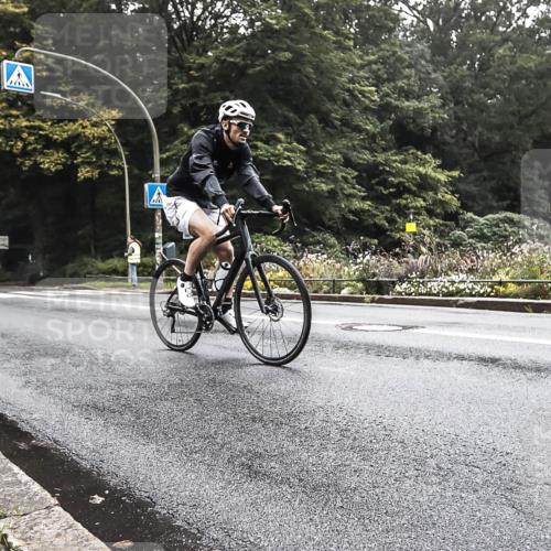 13.09.2026 - Stadtparktriathlon H.Heesch http://msf.ph/oto/10378126 13.09.2026 09:54:30 Radfahren 223, 309 meine-sportfotos.de