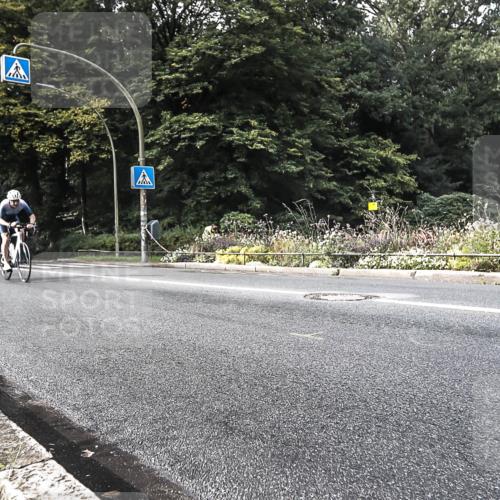 13.09.2026 - Stadtparktriathlon H.Heesch http://msf.ph/oto/10378143 13.09.2026 10:46:39 Radfahren 486 meine-sportfotos.de