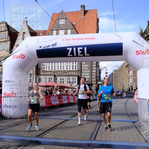 13.09.2026 - 21. swb-Marathon Bremen Tim E. http://msf.ph/oto/10378168 13.09.2026 13:13:39 Ziel 280, 621, 779, 987, 2130, 2360, 2882, 2962, 3566, 4582, 5345, 5769, 6038, 6394, 6407, 8197, 8464, 8477, 8568, 8963 meine-sportfotos.de