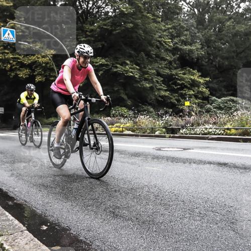 13.09.2026 - Stadtparktriathlon H.Heesch http://msf.ph/oto/10378169 13.09.2026 09:54:53 Radfahren 237, 245, 253, 276, 316, 335 meine-sportfotos.de