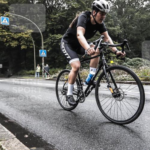 13.09.2026 - Stadtparktriathlon H.Heesch http://msf.ph/oto/10378201 13.09.2026 09:54:57 Radfahren 237, 245, 294, 316 meine-sportfotos.de