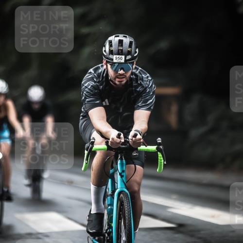 13.09.2026 - Stadtparktriathlon H.Heesch http://msf.ph/oto/10378247 13.09.2026 12:20:56 Radfahren 950, 953, 959, 979, 986, 1017, 1076, 1080, 1105, 1118, 1151 meine-sportfotos.de