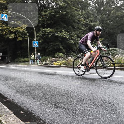 13.09.2026 - Stadtparktriathlon H.Heesch http://msf.ph/oto/10378250 13.09.2026 09:55:25 Radfahren 281, 283, 297, 327 meine-sportfotos.de