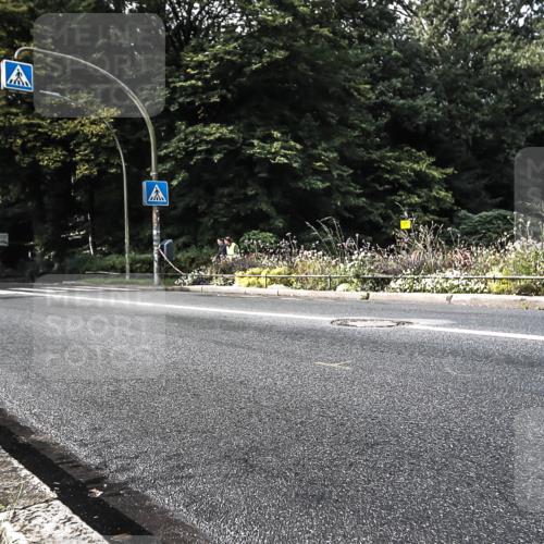 13.09.2026 - Stadtparktriathlon H.Heesch http://msf.ph/oto/10378258 13.09.2026 10:46:48 Radfahren 353, 358, 382, 392, 410 meine-sportfotos.de