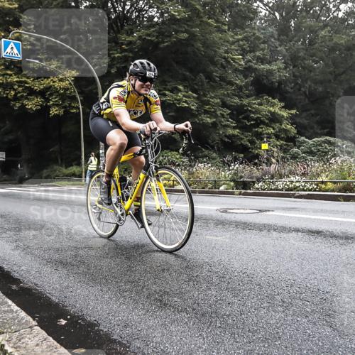 13.09.2026 - Stadtparktriathlon H.Heesch http://msf.ph/oto/10378267 13.09.2026 09:55:34 Radfahren 211, 330 meine-sportfotos.de
