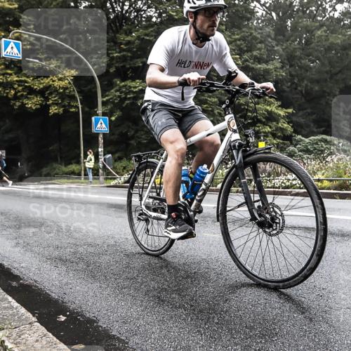 13.09.2026 - Stadtparktriathlon H.Heesch http://msf.ph/oto/10378280 13.09.2026 09:55:47 Radfahren 252 meine-sportfotos.de
