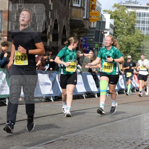13.09.2026 - 21. swb-Marathon Bremen Strokosch-Dieckow http://msf.ph/oto/10378281 13.09.2026 11:03:48 Ziel 10092, 10187, 10237, 10309, 10420, 10724, 10902, 10904, 11211, 11411, 11598, 11655, 11746, 11773, 12068, 12184, 12185, 12611, 10152, 10357, 10403, 10429, 10607, 10659, 10720, 10726, 10912, 10913, 10918, 11149, 11319, 11325, 11451, 11470, 11471, 11511, 11618, 11967, 12140, 12260, 12392, 12433, 12504 meine-sportfotos.de