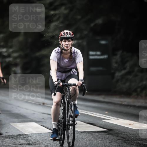 13.09.2026 - Stadtparktriathlon H.Heesch http://msf.ph/oto/10378294 13.09.2026 12:20:59 Radfahren 950, 979, 986, 1015, 1080, 1105, 1118, 1151 meine-sportfotos.de