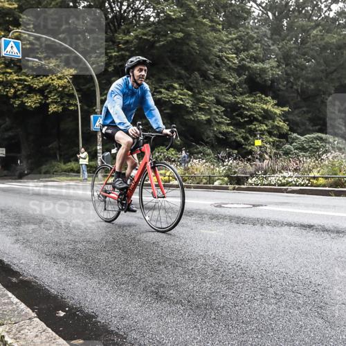 13.09.2026 - Stadtparktriathlon H.Heesch http://msf.ph/oto/10378309 13.09.2026 09:56:07 Radfahren 246, 345 meine-sportfotos.de