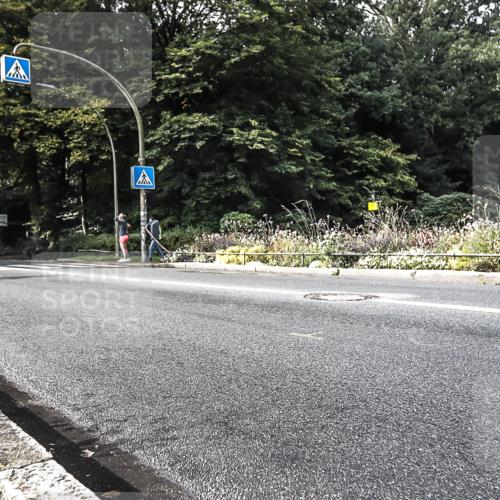 13.09.2026 - Stadtparktriathlon H.Heesch http://msf.ph/oto/10378316 13.09.2026 10:46:53 Radfahren 382, 394 meine-sportfotos.de