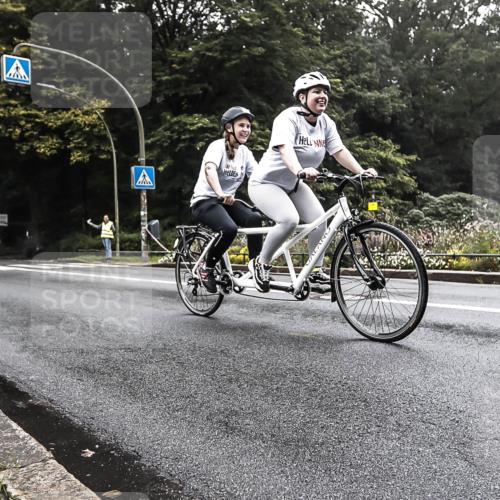 13.09.2026 - Stadtparktriathlon H.Heesch http://msf.ph/oto/10378334 13.09.2026 09:56:44 Radfahren 212, 248 meine-sportfotos.de