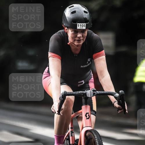 13.09.2026 - Stadtparktriathlon H.Heesch http://msf.ph/oto/10378341 13.09.2026 12:21:01 Radfahren 950, 979, 986, 1015, 1061, 1080, 1105, 1151 meine-sportfotos.de