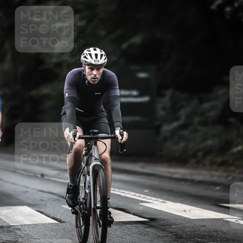 13.09.2026 - Stadtparktriathlon H.Heesch http://msf.ph/oto/10378350 13.09.2026 12:21:02 Radfahren 979, 986, 1015, 1061, 1080, 1105, 1151, 1176 meine-sportfotos.de