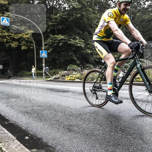 13.09.2026 - Stadtparktriathlon H.Heesch http://msf.ph/oto/10378378 13.09.2026 09:58:14 Radfahren 310 meine-sportfotos.de