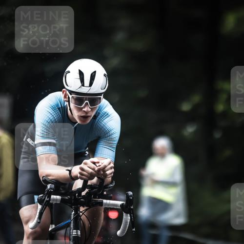 13.09.2026 - Stadtparktriathlon H.Heesch http://msf.ph/oto/10378386 13.09.2026 12:21:07 Radfahren 979, 1015, 1061, 1176 meine-sportfotos.de