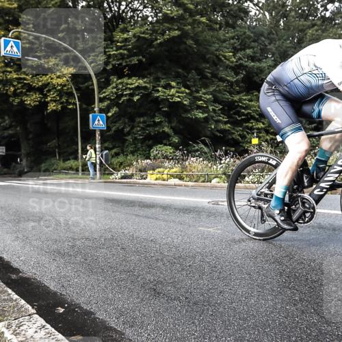 13.09.2026 - Stadtparktriathlon H.Heesch http://msf.ph/oto/10378388 13.09.2026 10:47:14 Radfahren 376, 472 meine-sportfotos.de