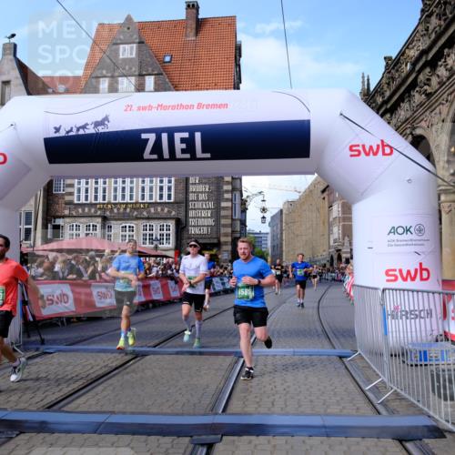 13.09.2026 - 21. swb-Marathon Bremen Tim E. http://msf.ph/oto/10378404 13.09.2026 13:13:48 Ziel 779, 2130, 2360, 2401, 2767, 2882, 6407, 7493, 8477, 8568, 8840, 8963, 9442 meine-sportfotos.de