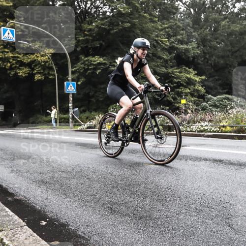 13.09.2026 - Stadtparktriathlon H.Heesch http://msf.ph/oto/10378433 13.09.2026 09:58:32 Radfahren 213, 238, 262, 264, 300, 306, 314, 322, 333 meine-sportfotos.de
