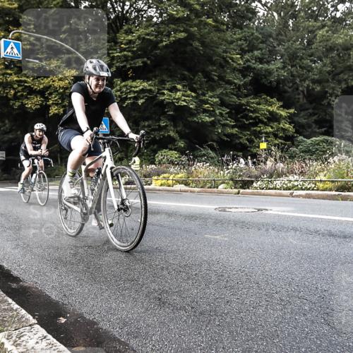 13.09.2026 - Stadtparktriathlon H.Heesch http://msf.ph/oto/10378445 13.09.2026 10:47:43 Radfahren 415, 493, 498, 506, 561 meine-sportfotos.de