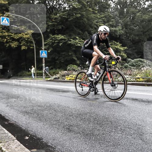 13.09.2026 - Stadtparktriathlon H.Heesch http://msf.ph/oto/10378450 13.09.2026 09:58:34 Radfahren 213, 239, 262, 264, 300, 306, 314 meine-sportfotos.de