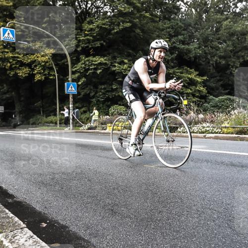 13.09.2026 - Stadtparktriathlon H.Heesch http://msf.ph/oto/10378453 13.09.2026 10:47:44 Radfahren 415, 493, 506, 561 meine-sportfotos.de