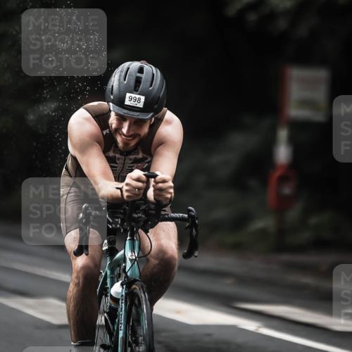 13.09.2026 - Stadtparktriathlon H.Heesch http://msf.ph/oto/10378461 13.09.2026 12:21:20 Radfahren 998, 1101, 1133, 1154 meine-sportfotos.de