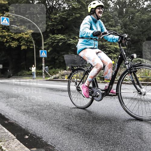13.09.2026 - Stadtparktriathlon H.Heesch http://msf.ph/oto/10378472 13.09.2026 09:58:53 Radfahren 285, 343 meine-sportfotos.de
